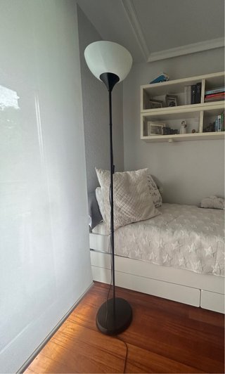 Lámpara de pie moderna luz indirecta