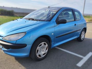 PEUGEOT 206+