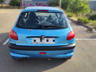 PEUGEOT 206+