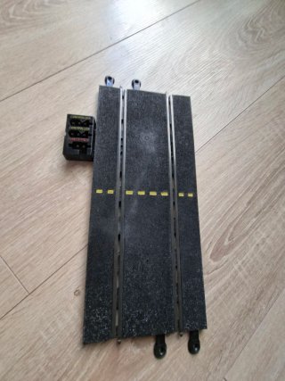 Scalextric: Pista, 2 Mandos y Transformador
