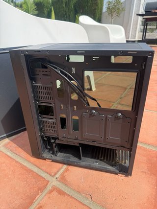 CAJA ORDENADOR GAMING CRISTAL