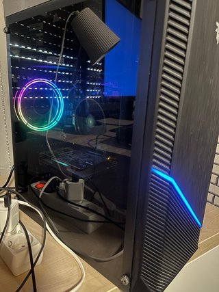 Ordenador Windows 11 + Teclado, Ratón, Altavoces