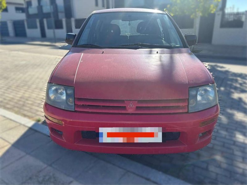 MITSUBISHI space runner - foto 1