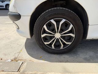 PEUGEOT 206+