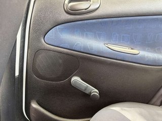 PEUGEOT 206+