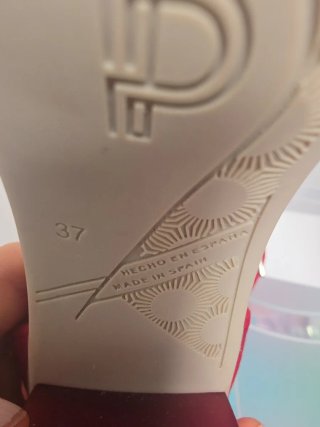 Sandalias Pitillos Rojas Adornadas