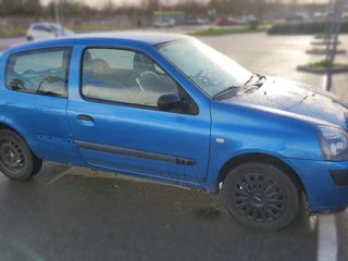 RENAULT clio