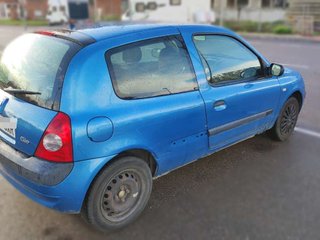 RENAULT clio