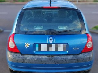 RENAULT clio