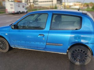 RENAULT clio