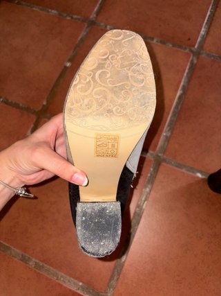 Botas de tacón negras y grises