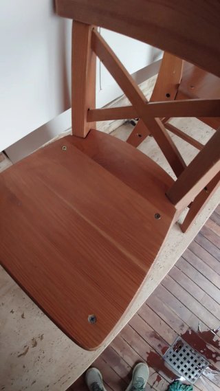 Sillas de madera infantiles