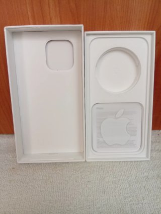 Caja IPHONE 14 Pro Max
