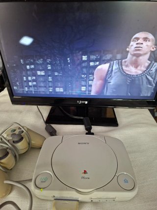 Consola Sony PlayStation PS One + Mando