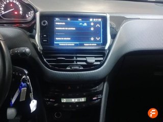 Peugeot 2008 Active Puretech 100 S&S BVM6