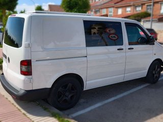 VOLKSWAGEN transporter