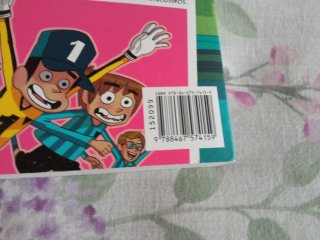 Dos libros de los Futbolisimos