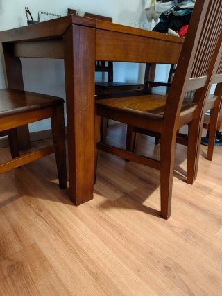 Mesa de madera maciza extensible hasta 2,20 metros