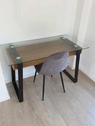 Mesa de estudio cristal y madera
