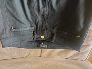 Pantalón negro Formula Joven Talla 40