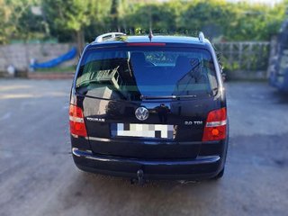 VOLKSWAGEN touran