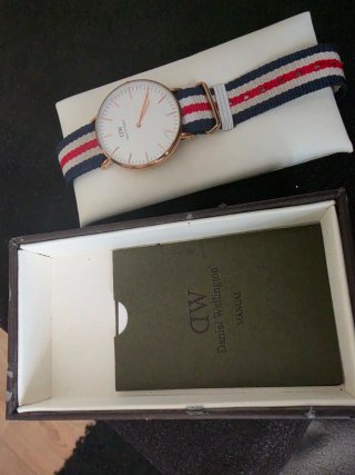 Reloj Daniel Wellington 36mm Oro Multicolor