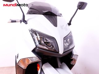 YAMAHA T-MAX 530 LUX MAX