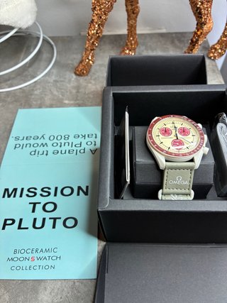 Reloj pluto