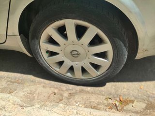NISSAN primera