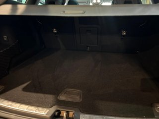 Volvo XC60 2.0 B4 G Plus Dark Auto