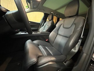 Volvo XC60 2.0 B4 G Plus Dark Auto