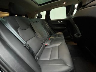 Volvo XC60 2.0 B4 G Plus Dark Auto