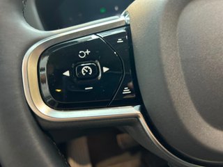 Volvo XC60 2.0 B4 G Plus Dark Auto