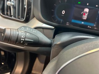 Volvo XC60 2.0 B4 G Plus Dark Auto
