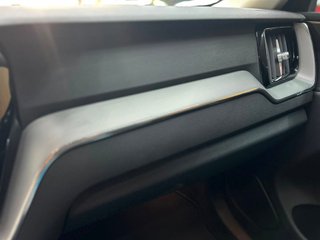 Volvo XC60 2.0 B4 G Plus Dark Auto