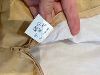 278 traje rociera Rociero Beige y Marrón