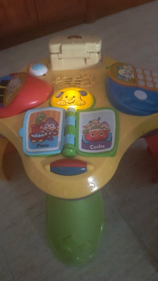 Mesa Musical Fisher Price Bebés