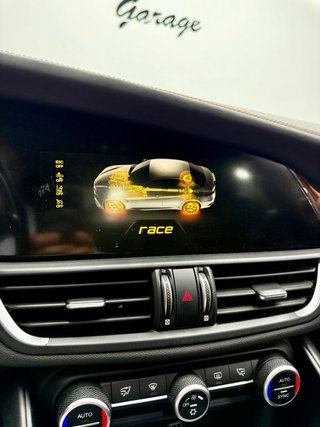 Alfa Romeo Giulia Quadrifolio