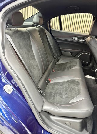 Alfa Romeo Giulia Quadrifolio