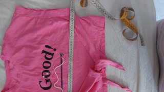 T-shirt donna fuxia con perle