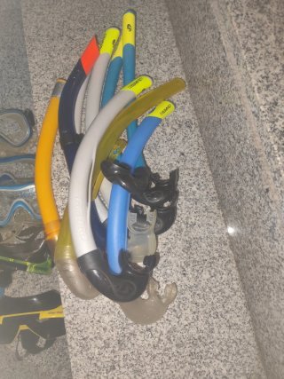 Gafas de buceo y snorkel  Gafas con tubo a 10€