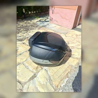 Baúl Givi Monokey 47L + Soporte Kawasaki Z800