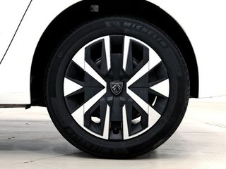 Peugeot 208 Style HYBRID 110 eDCS6