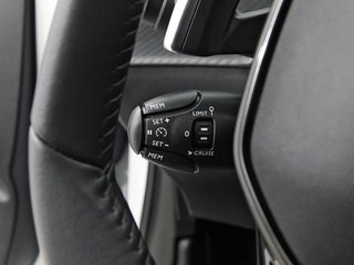 Peugeot 208 Style HYBRID 110 eDCS6