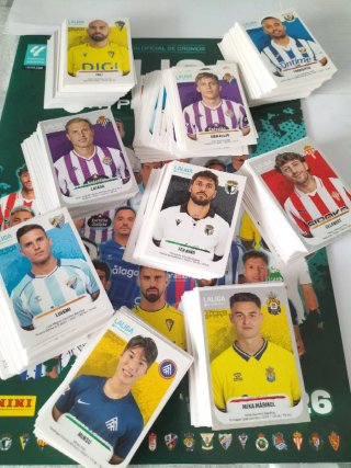 CROMOS DE HYPERMOTION 25-26 CINCO CÉNTIMOS UNIDAD.