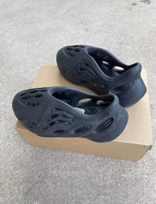 Adidas Yeezy Foam Runner Negras