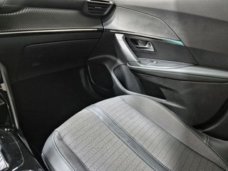 Peugeot 2008 Allure Pack BlueHDI 130 S&S EAT8