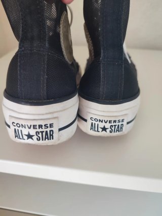 Converse plataforma negras y blancas