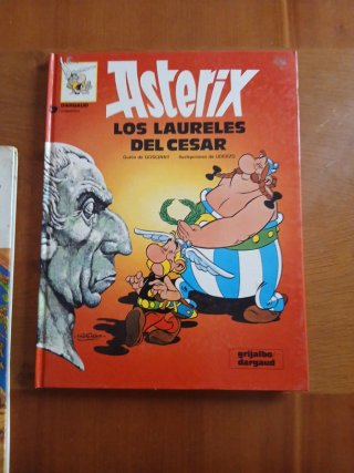 Lote de Axterix
