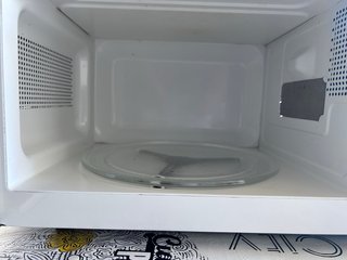 Microondas blanco